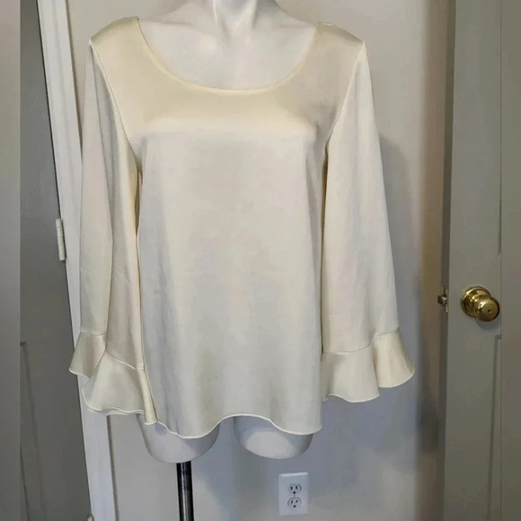 Elizabeth & James Karlotta Satin like Ivory Cream Blouse(S) - Picture 2 of 9